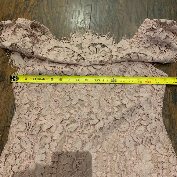 Wayf off the shoulder lace mini dress - Picture 15 of 15